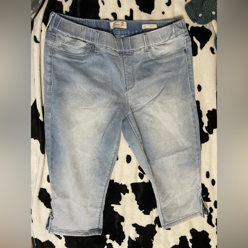 💙🌵Seven capris🌵💙